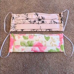 2 floral face masks